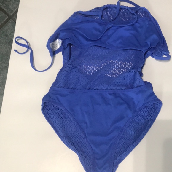 Bathing suit - Picture 4 of 5